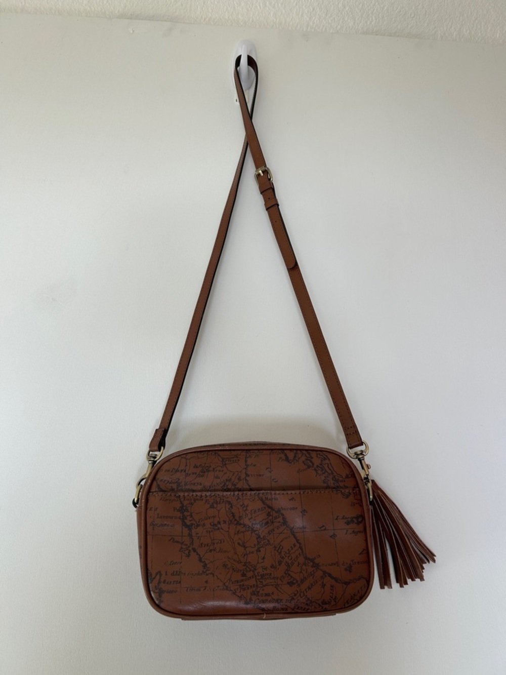 Patricia Nash Crossbody bag; Signature Map allover print. Leather